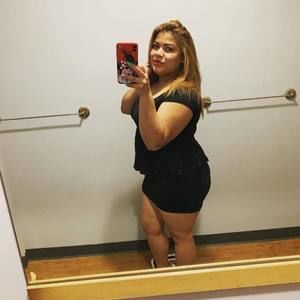 Meet your Posher, Carolina